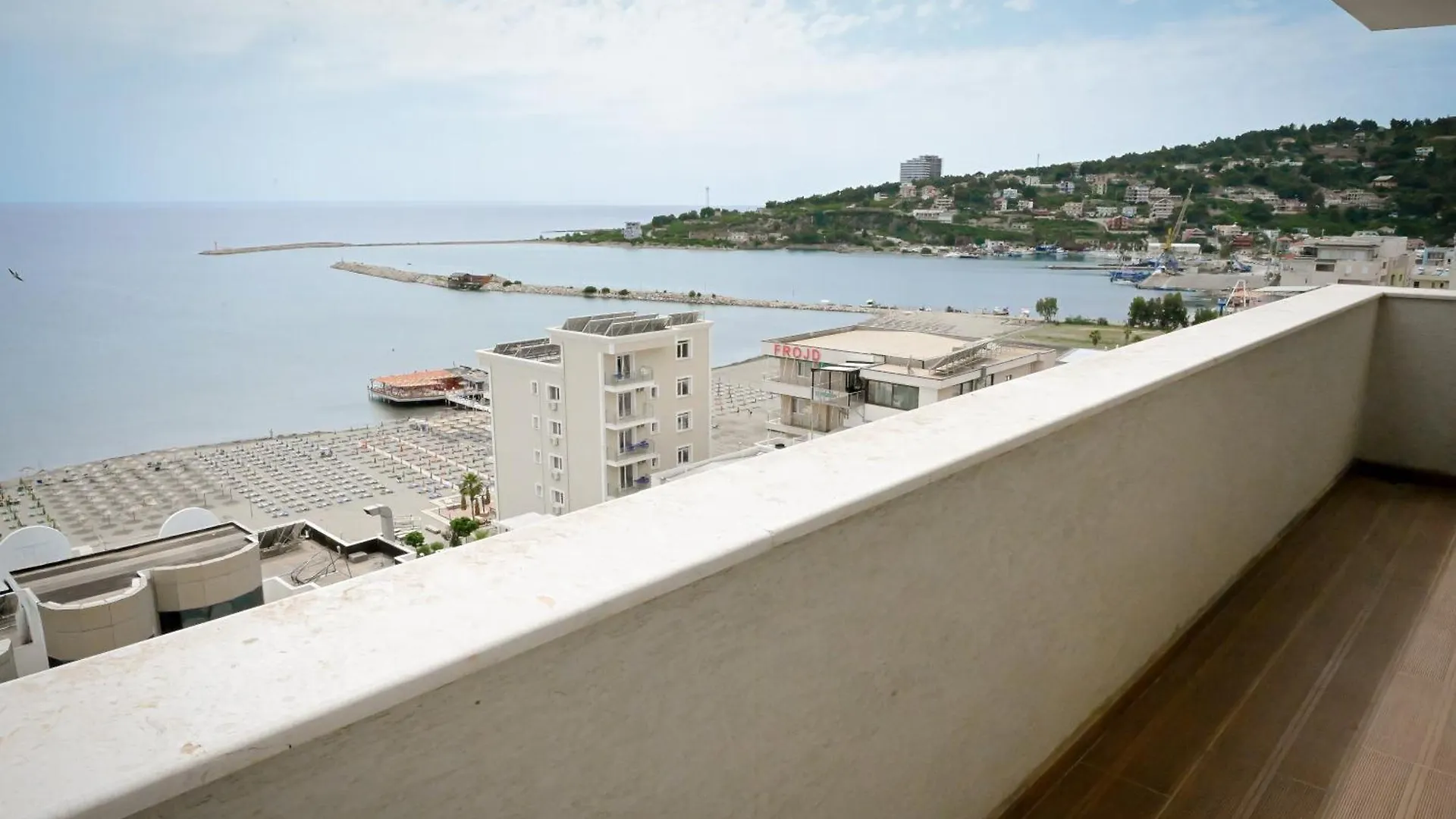 Seaside Apartments - Shëngjin