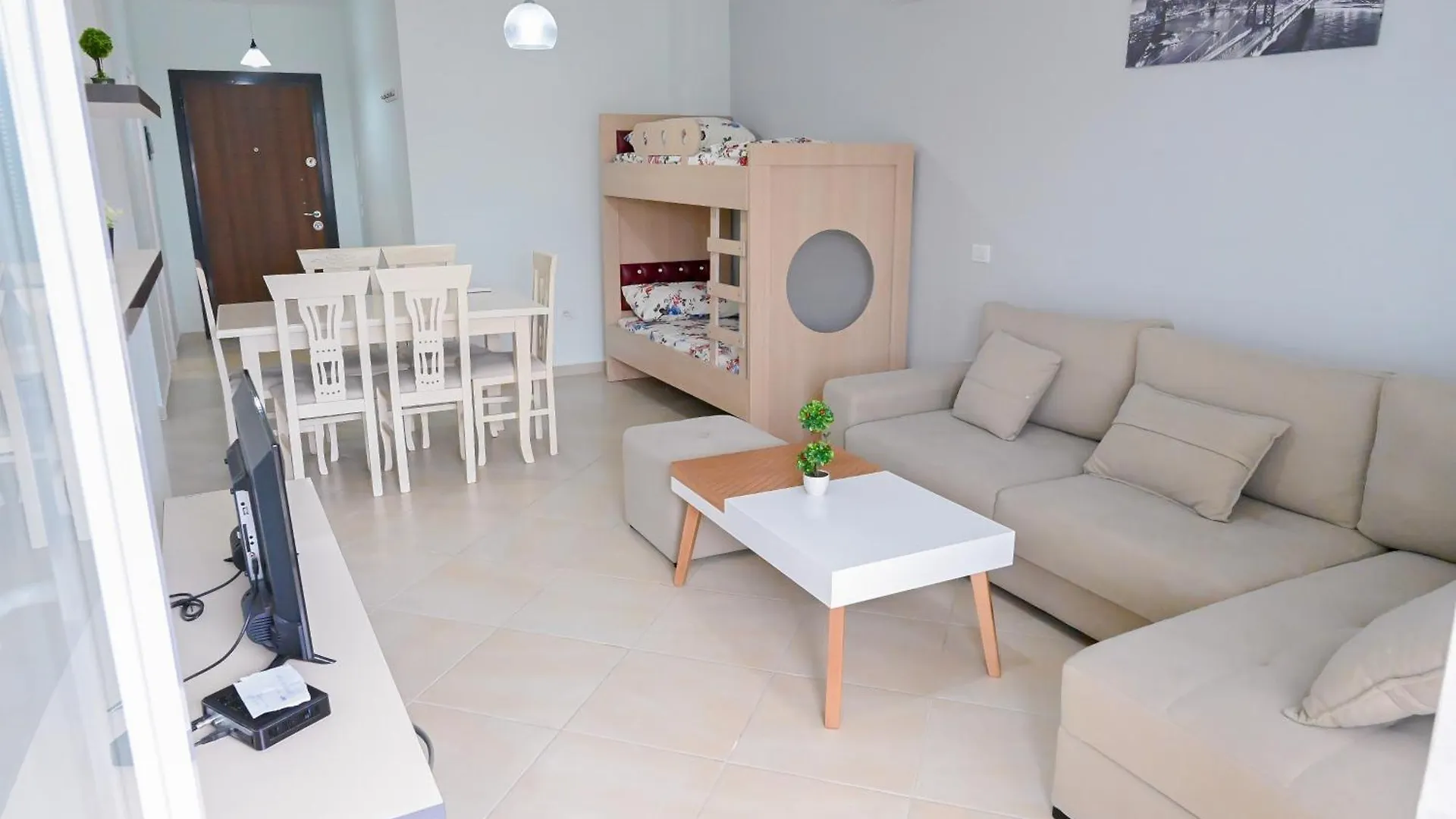 Seaside Apartments - Shëngjin