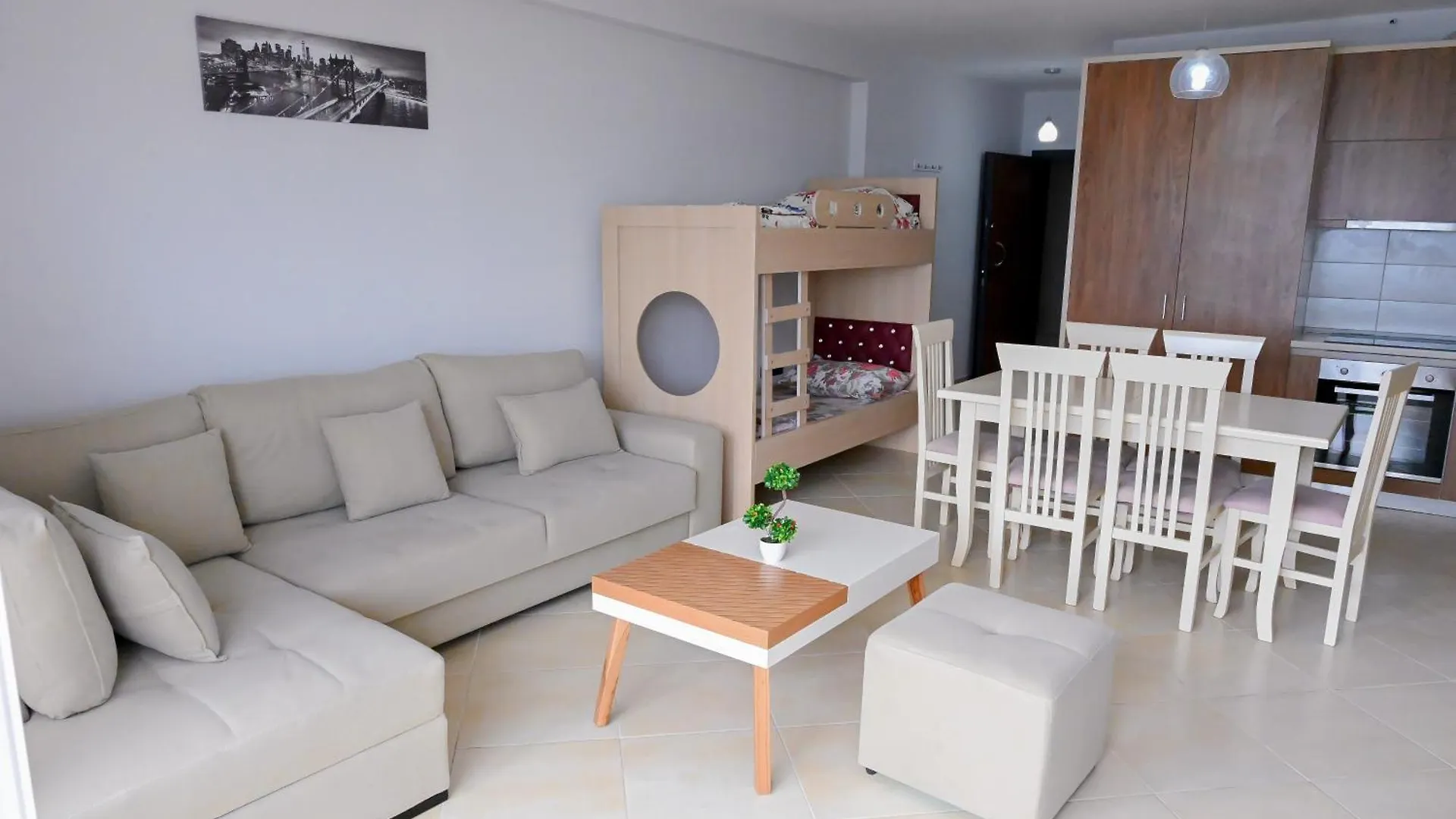 Seaside Apartments - Shëngjin