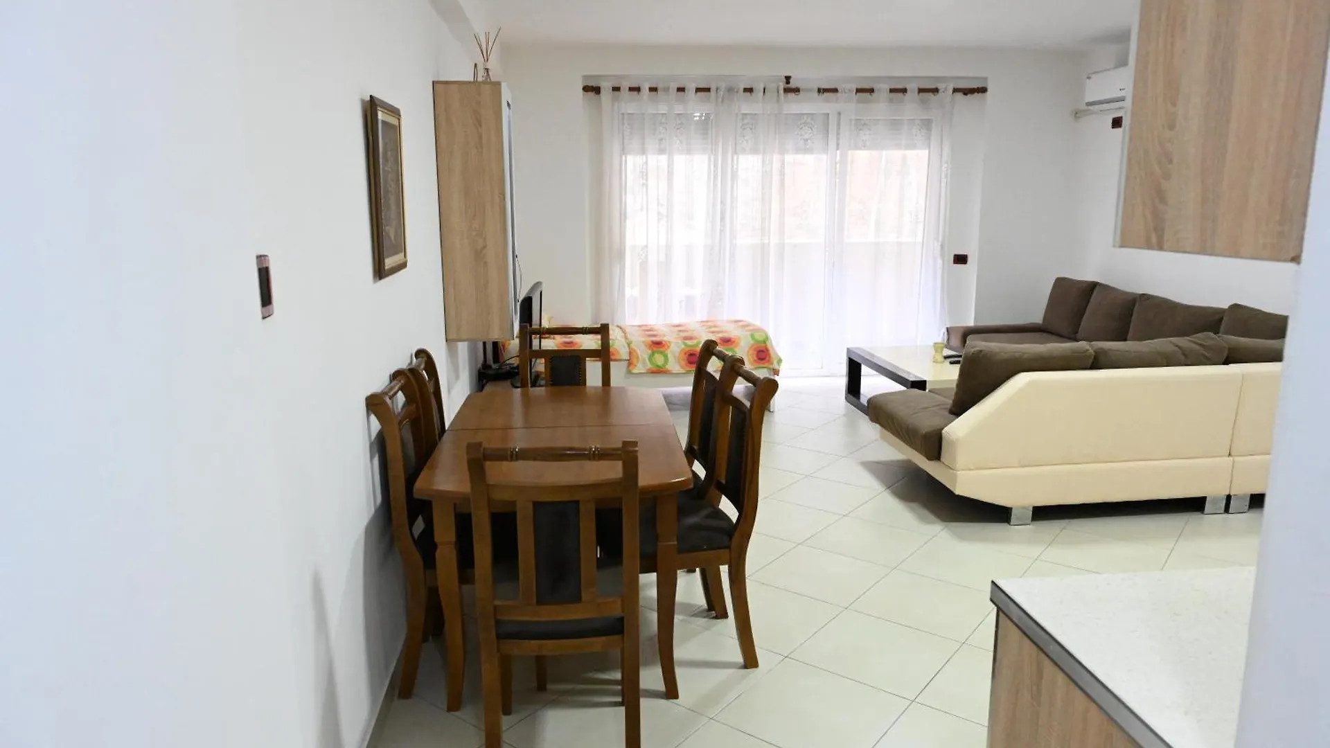 Seaside Apartments - Shëngjin